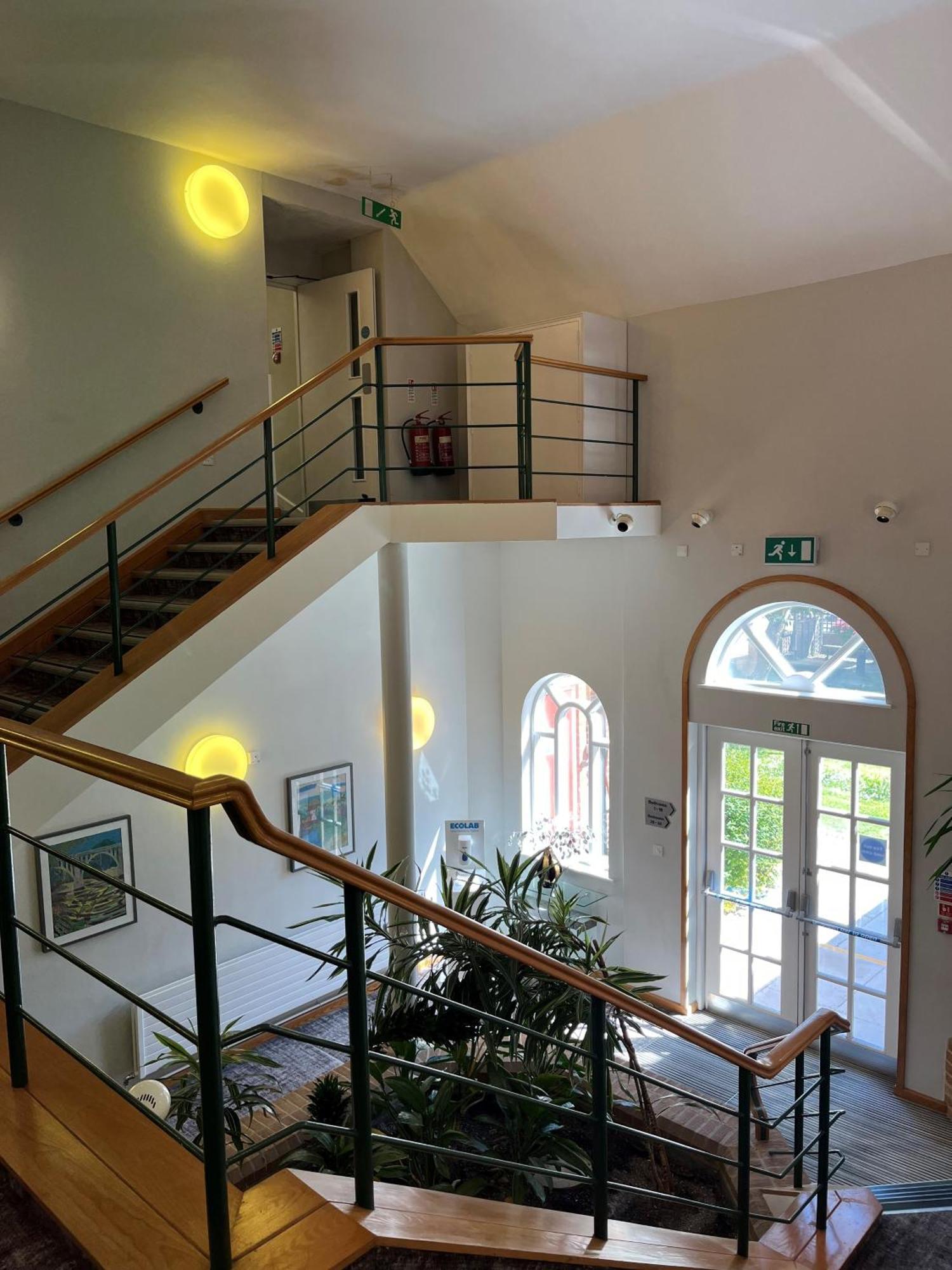 Mitchell Hall Кранфілд Екстер'єр фото
